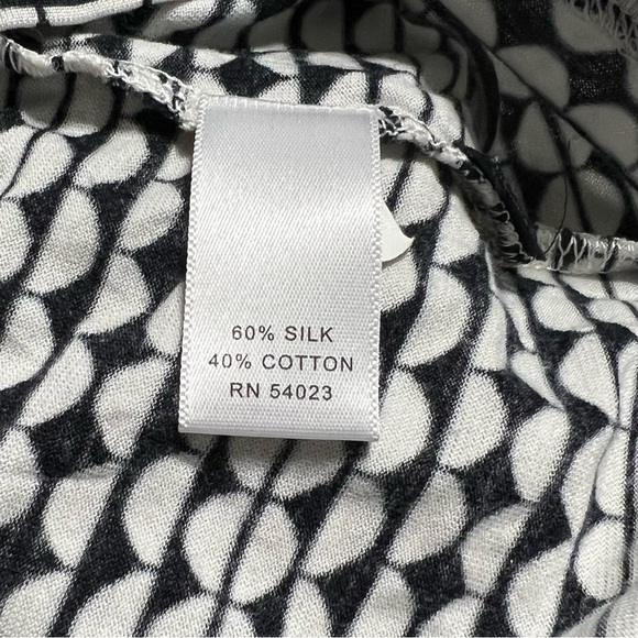 Banana Republic Black White Silk Long Sleeve Women’s  Shift Dress (Sz 0) - Picture 8 of 13